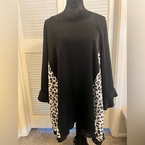 BloomChic Black Tunic